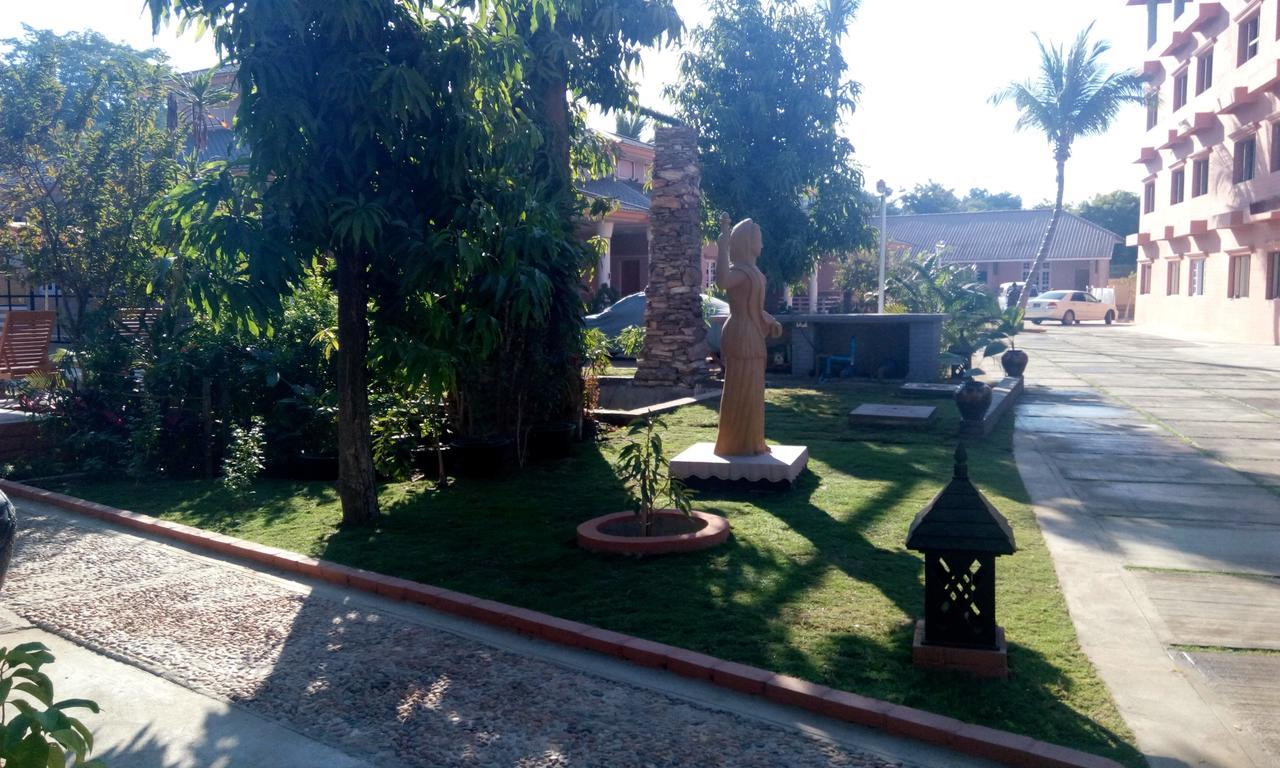 Hotel Juno Pakokku Extérieur photo