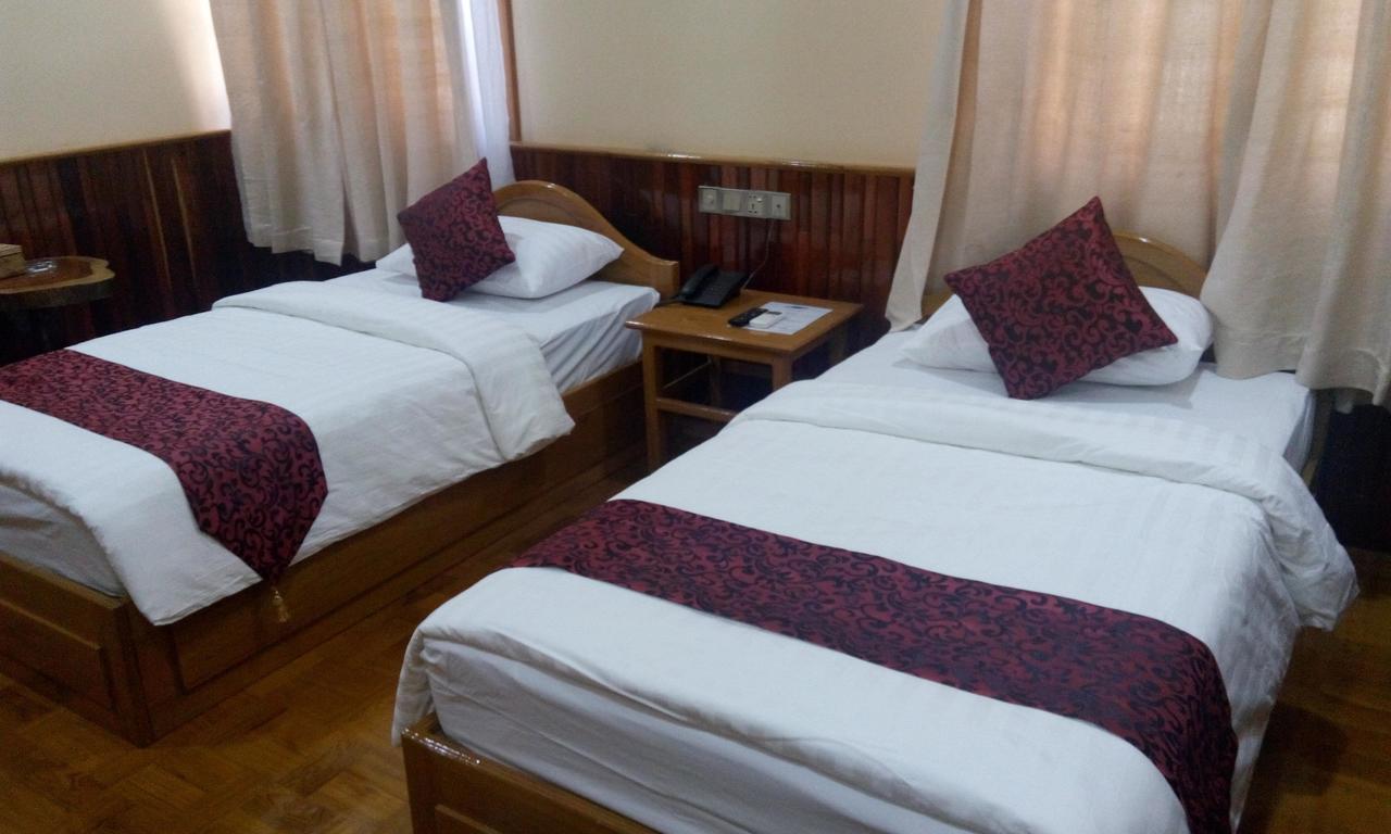 Hotel Juno Pakokku Extérieur photo