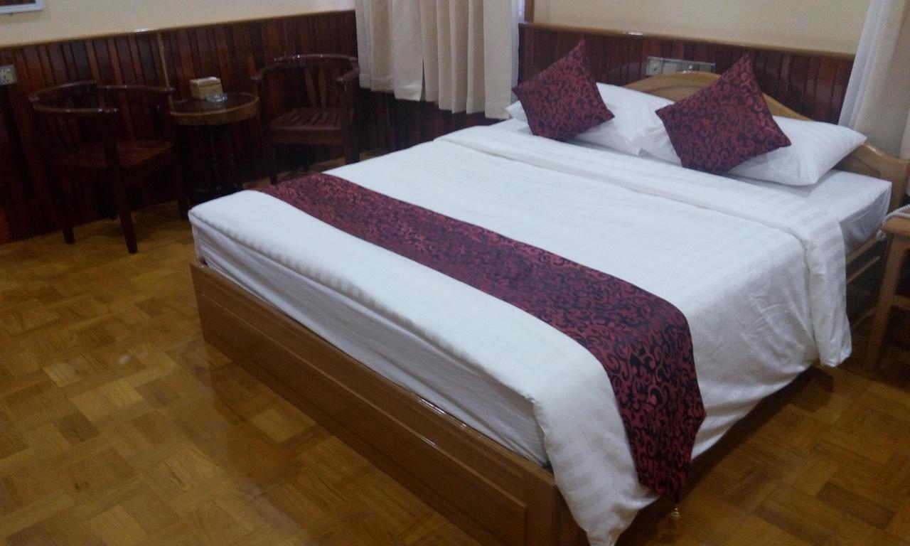 Hotel Juno Pakokku Extérieur photo