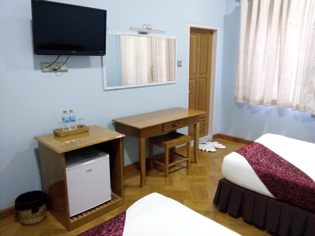 Hotel Juno Pakokku Extérieur photo