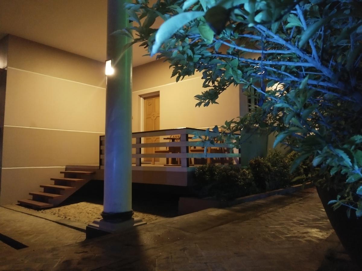 Hotel Juno Pakokku Extérieur photo